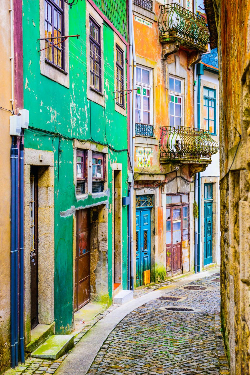Porto - Colorful city lane